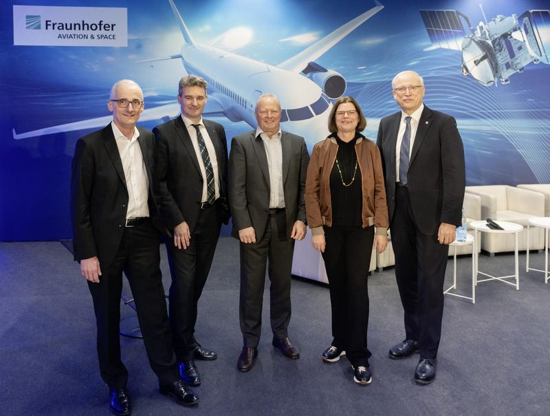 Prof. Dr. Bernd Mayer, Dr. Hubertus Lohner, Prof. Dr. Dr. Michael Lauster, Kristina Vogt, Prof. Dr. Alexander Kurz  (v.l.n.r.)