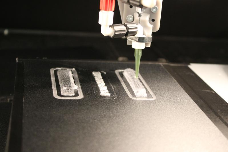 Neu entwickelter Druckkopf für den 3D-Druck von endlos cellulosefaserverstärkten Bauteilen