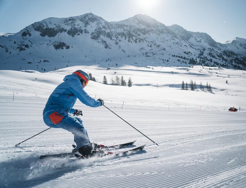 Mit smarter Ski-Ausrüstung entwickelt von Atomic, Salzburg Research und der Universität Salzburg auf der Piste