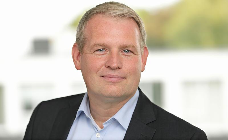 Prof. Dr. Thomas Jäschke ist Vorstand der DATATREE AG und lehrt an der FOM Hochschule.