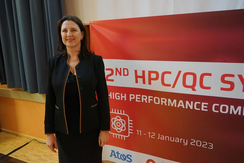 THD-Professorin Dr. Helena Liebelt hat das HPC-Symposium in Deggendorf ins Leben gerufen. Studierende und Unternehmen hat sie dabei auf ihrer Seite.