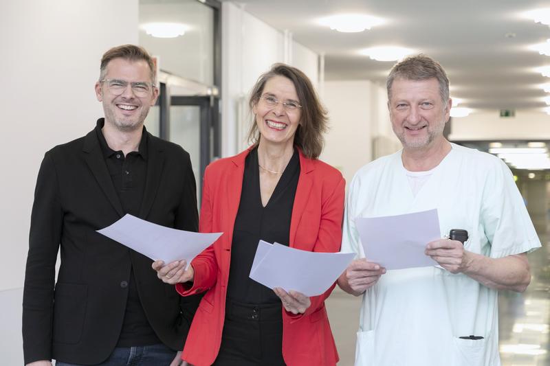 Große Freude über 4,6 Millionen Euro Förderung: Dr. Ronny Jung, Dr. Susanne Simen und Prof. Dr. Christoph Fusch (v. l.)