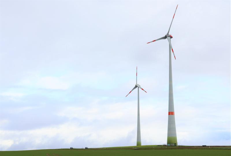 "Die Region bietet ideale Bedingungen, die Energiewende beispielhaft voranzutreiben." Hier Windräder in der Nähe von Gilserberg (Schwalm-Eder-Kreis). 