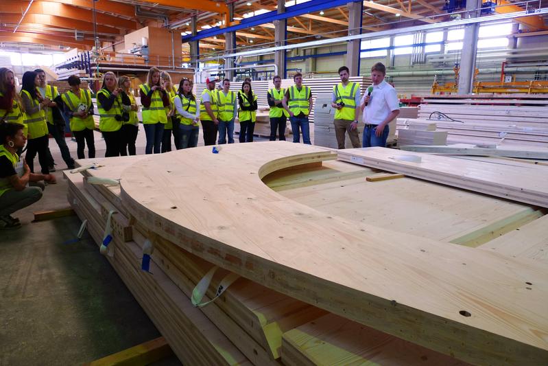 Studierende Interdisziplinärer Holzbau