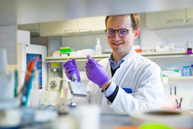 Untersucht die Rolle des angeborenen Immunsystems zur Bekämpfung von Leberkrebs: Dr. Bernd Heinrich.