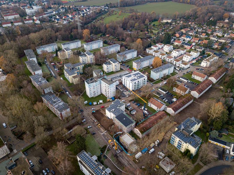 Wohnquartier in Bochum/Weitmar: Langfristig können hier im optimalen Szenario die Strom- und Wärmebe-darfe zu 25 Prozent aus lokaler, erneuerbarer Energieproduktion bei gleichzeitig halbierten CO2-Emissionen erzeugt werden