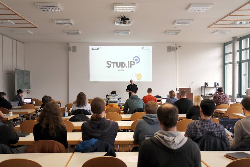 Deutschlandweite Stud.IP-Entwicklungstagung an der Universität Vechta legt technische und organisatorische Zukunft der digitalen Anwendungsumgebung für die Studiumsorganisation von tausenden Studierenden und Lehrenden fest 