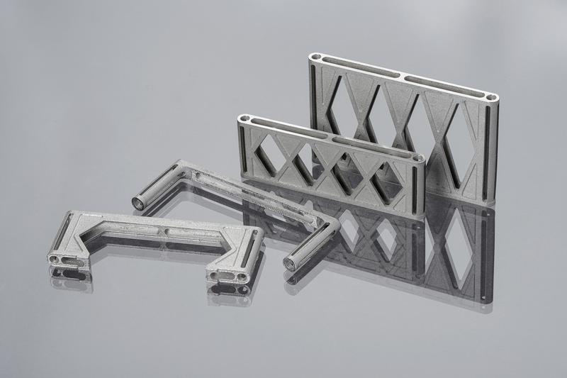 The stainless steel structural components were additively manufactured using laser powder bed fusion (LPBF). The Fraunhofer team was able to produce the complex components quickly and easily thanks to the layer-by-layer structure.