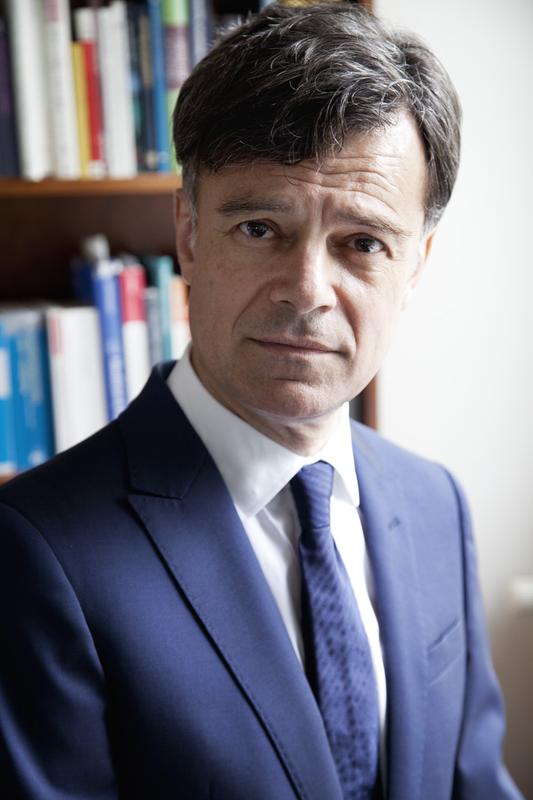 Prof. Dr. Giovanni Maio, Leiter des Instituts für Ethik und Geschichte der Medizin der Albert-Ludwigs-Universität Freiburg, erhält den Deutschen Schmerzpreis 2023.