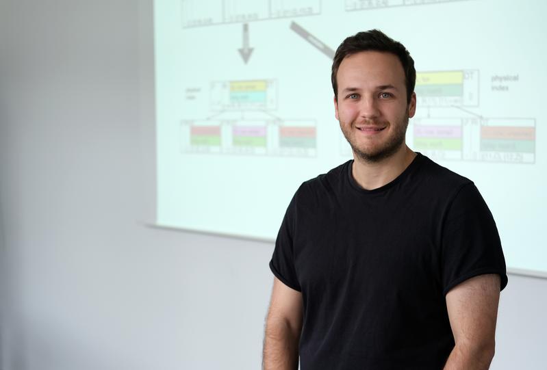 Joris Nix ist Doktorand in der Gruppe „Big Data Analytics“ an der Universität des Saarlandes.
