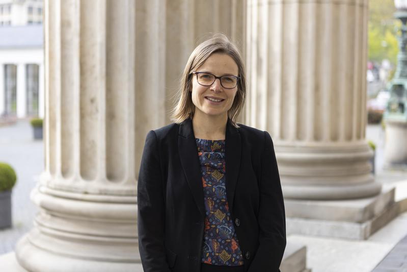 Prof. Dr. Andrea Ablasser, École polytechnique fédérale de Lausanne (EPFL). Sie erhielt den Paul-Martini-Preis 2023 für ihre Forschung zum Immunsystem, die Ansätze für neue Medikamente geliefert hat.