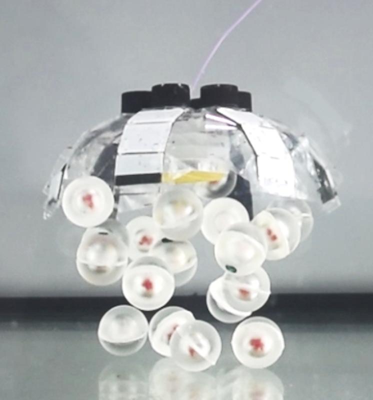 Jellyfish-Bot collects waste particles