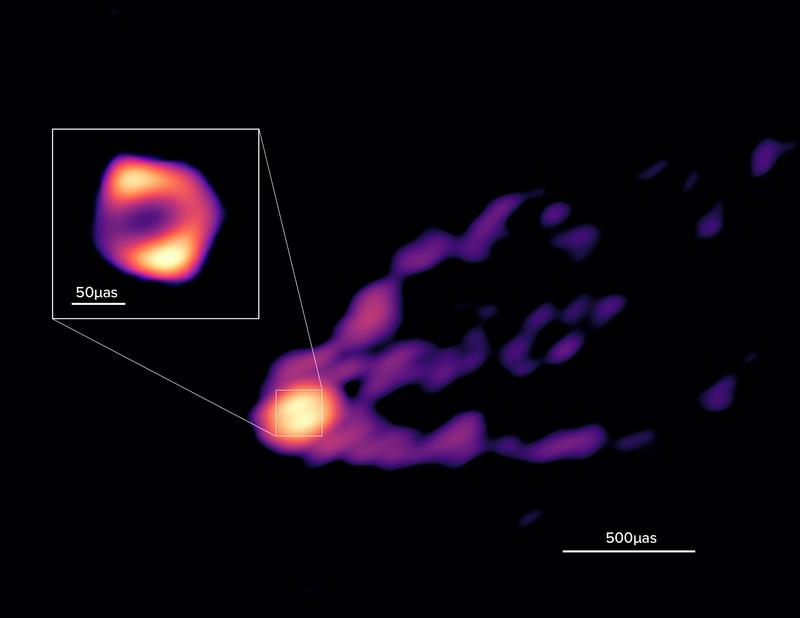 GMVA+ALMA-Bild der zentralen Region des Schwarzen Lochs in Messier 87, aufgenommen am 14. und 15. April 2018 bei einer Wellenlänge von 3,5 mm mit Jet und zentralem Ring mit einem Durchmesser von 64 Mikrobogensekunden.
