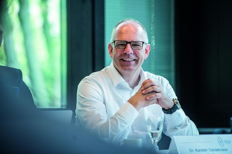 GDCh President Dr. Karsten Danielmeier (Photo: Bert Bostelmann/bildfolio). 
