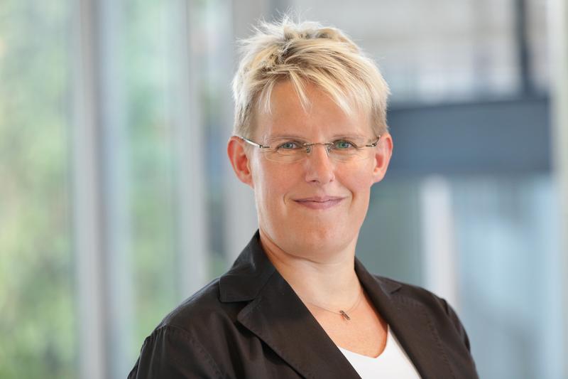 Prof. Dr. Esther Bollhöfer, Expertin für Technologie und IT-Recht an der FOM Hochschule in Karlsruhe