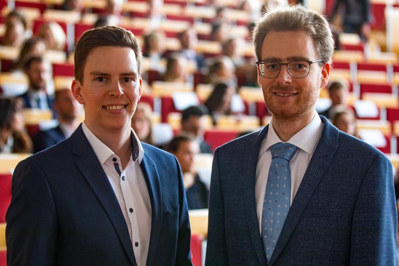  The two doctoral award winners Christian Niehaus, MD (left), and Liart Pollmann, MD. 