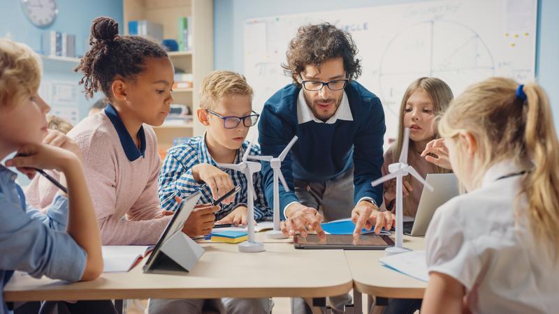 Auch Technik gehört in den Schulunterricht. 