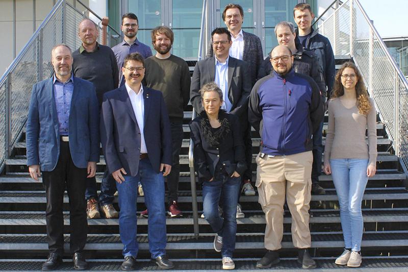 Das eMobiGrid-Projektkonsortium während des Kick-Off-Treffens am 03. März 2023 an der Universität Bayreuth.