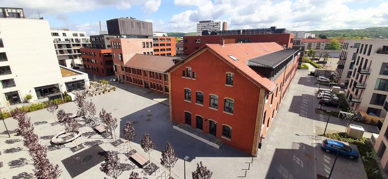 Der Gesundheitscampus Göttingen (GCG) ist eine Kooperation der Universitätsmedizin Göttingen (UMG) mit der Hochschule für Angewandte Wissenschaft und Kunst, Hildesheim, Holzminden, Göttingen (HAWK).