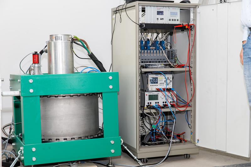 The prototype of FlyGrid