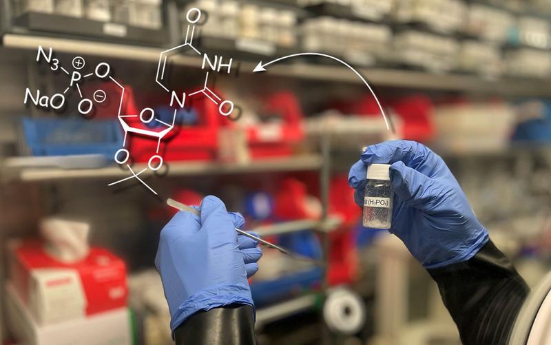 Beispiel eines komplizierten Biomoleküls aus der Gruppe der funktionalisierten Nucleotide, hergestellt über das Verfahren des Arbeitskreises Weigand aus herkömmlicher Phosphorsäure.