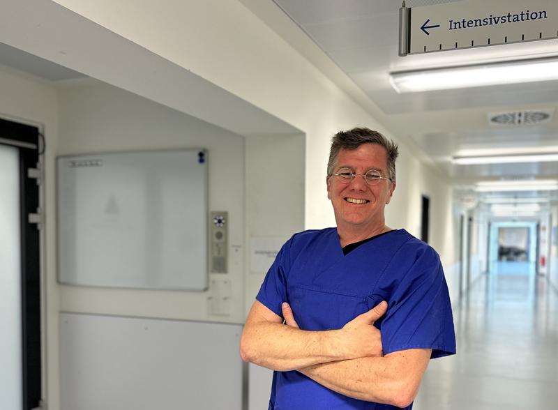 Tilmann Müller-Wolff ist Professor für Pflegewissenschaft an der Hochschule München und Sprecher der Division „Gesundheitsfachberufe“ in der DGAI