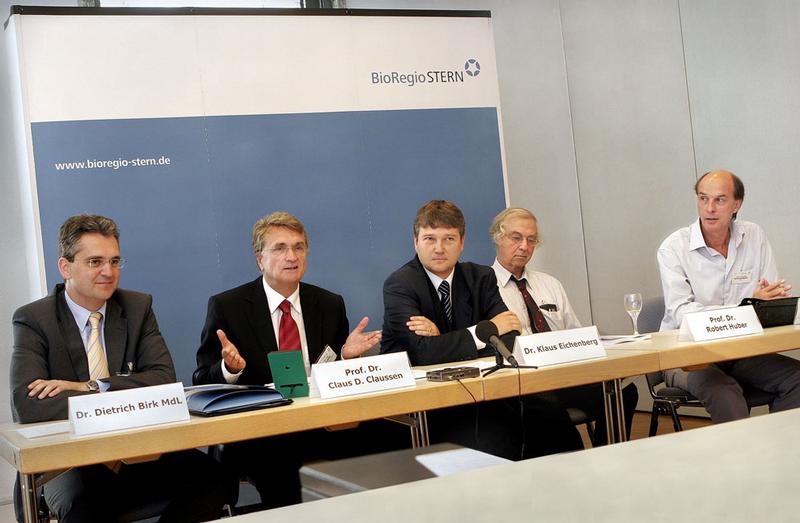 Von links nach rechts: Dr. Dietrich Birk MdL, Prof. Dr. Claus D. Claussen, Dr. Klaus Eichenberg, Prof. Dr. Robert Huber, Prof. Dr. Burkhard Schlosshauer