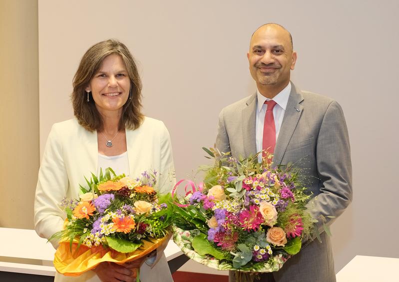 Im Amt bestätigt: DAAD-Vizepräsidentin Dr. Muriel Helbig und DAAD-Präsident Prof. Dr. Joybrato Mukherjee. 