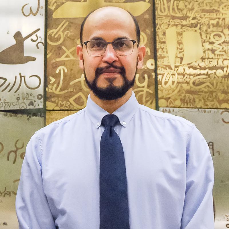 Dr. Hatem Elliesie vertritt die Professur für Islamisches Recht am Orientalischen Institut der Universität Leipzig und ist zugleich Gruppenleiter am Max-Planck-Institut für ethnologische Forschung in Halle/Saale.