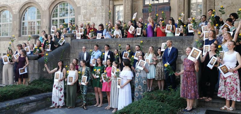 Die Medizinische Fakultät der Friedrich-Schiller-Universität Jena verabschiedete ihren Ärztenachwuchs ins Berufsleben. 