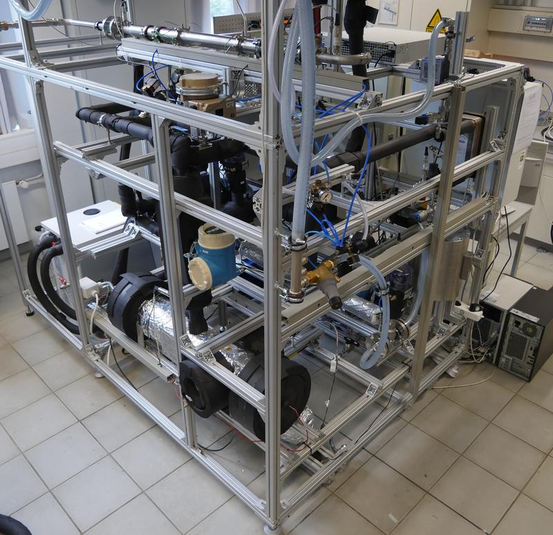 Test rig for testing working fluids at the University of Bayreuth. 