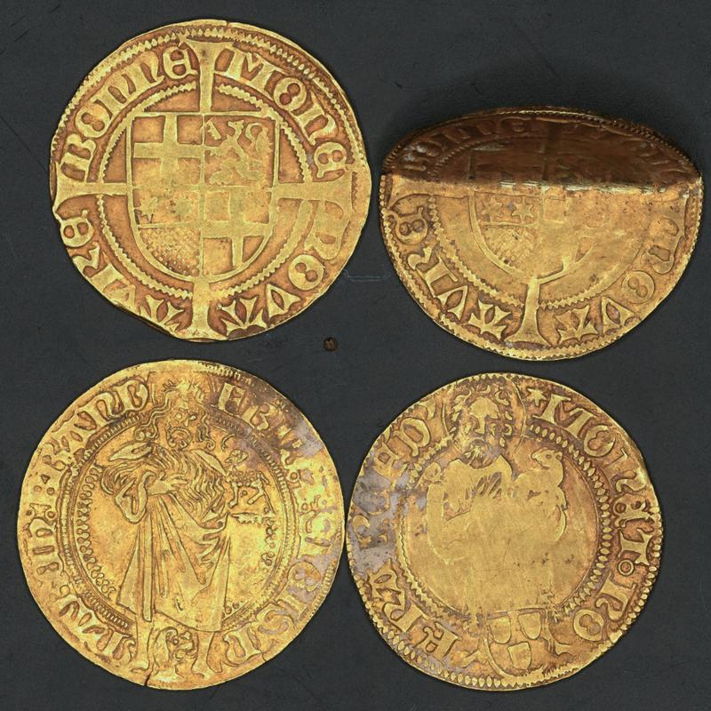 The four gold coins from the Himmelpforte Monastery.