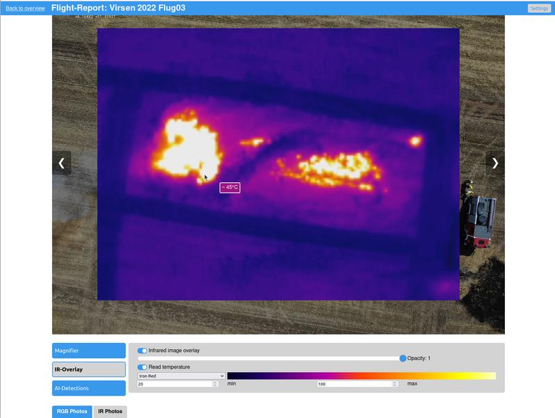 Ausschnitt aus der neuen Lagedarstellung. Zu sehen ist ein Infrarotbild eines Vegetationsbrandes in Viersen, im Hintergrund ist das korrespondierende RGB-Bild zu erkennen. 