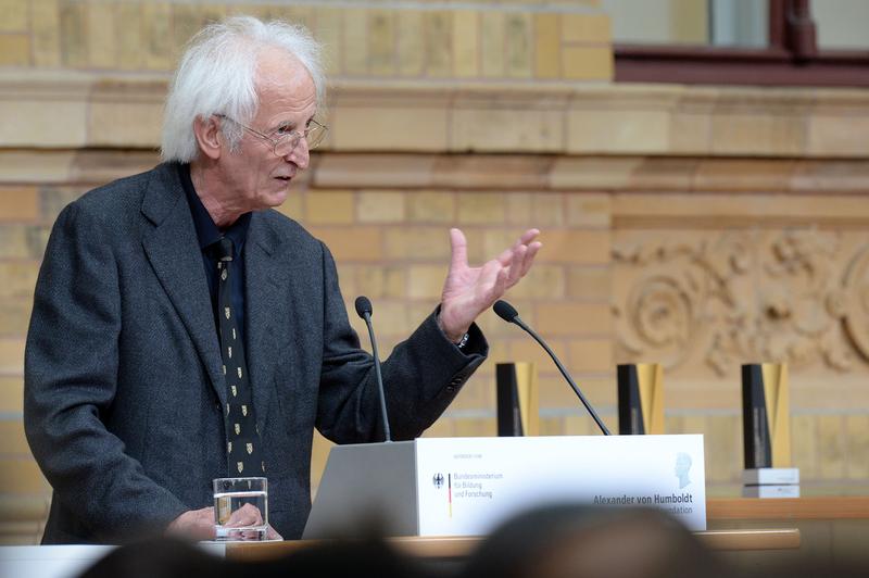 Prof. Dr. Drs. h. c. Helmut Schwarz anlässlich der Verleihung der Alexander von Humboldt-Professuren am 12.05.2015