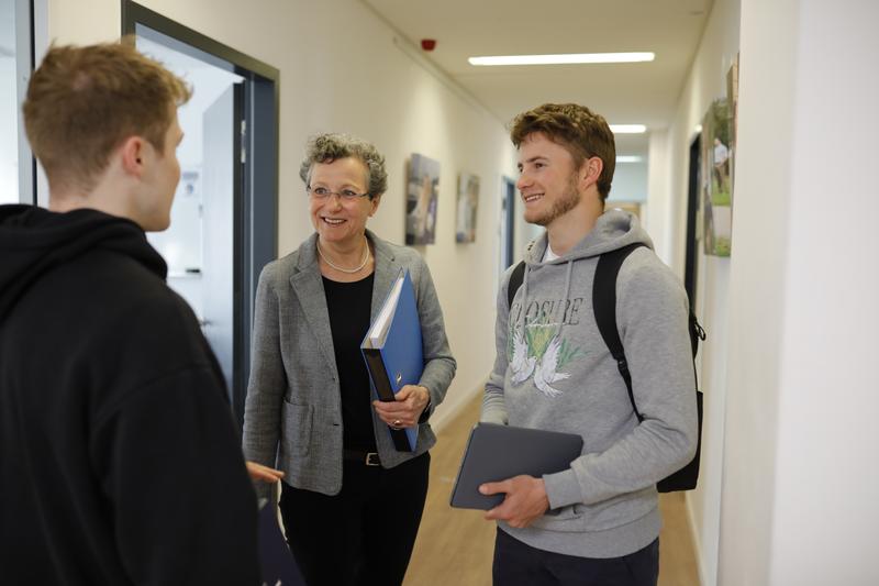 Aufnahmetests an der International School of Management (ISM) sind noch bis Ende September möglich