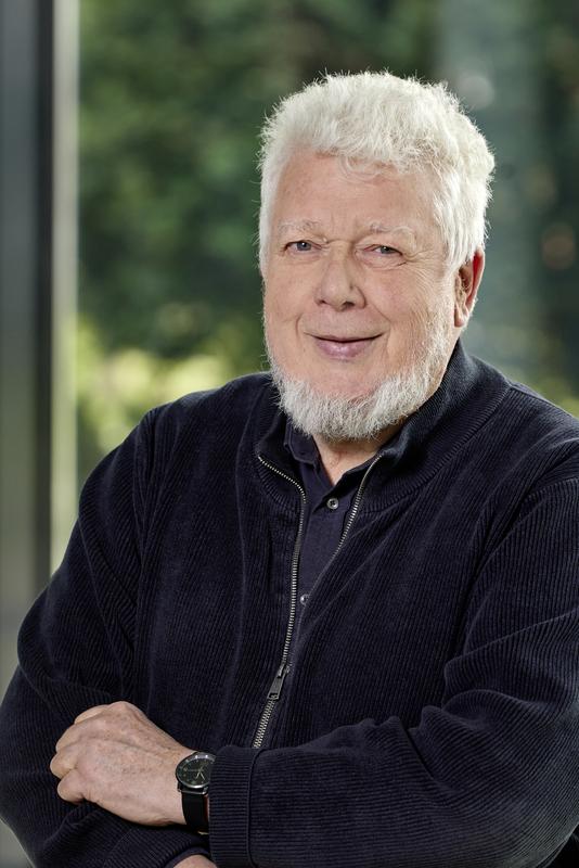 Congratulations to Prof. Dr. Klaus Boehnke of @constructor_uni on receiving the Ralph K. White Lifetime Achievement Award.