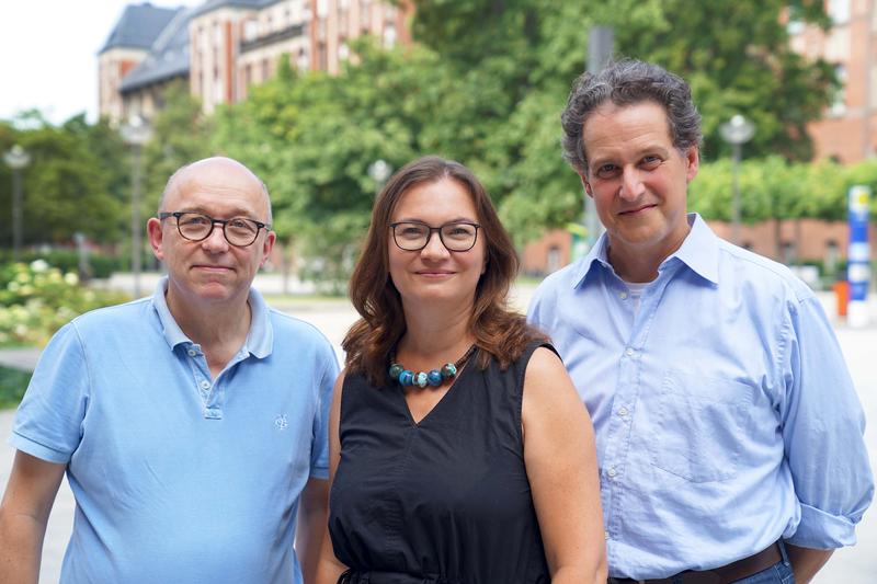 Auf dem Bild v.l.: Prof. Dr. med. Christoph Knosalla, Dr. Mariya Kucherenko, Prof. Dr. med. Wolfgang Kübler