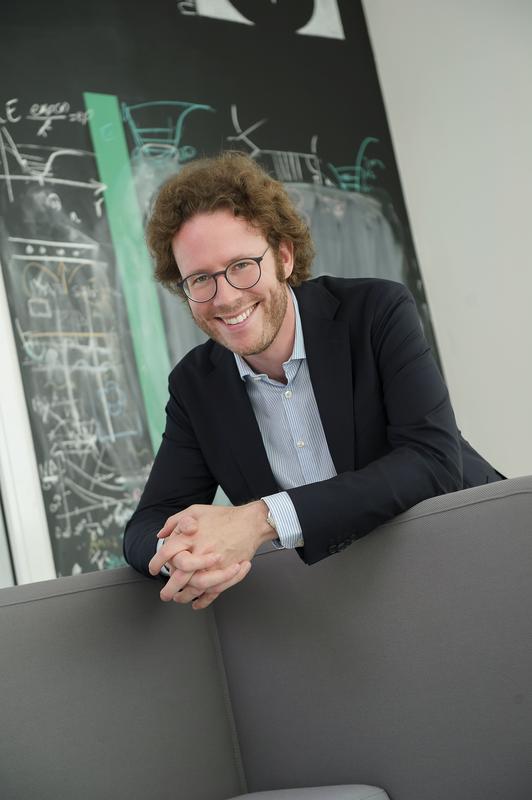 Leonhard Möckl, Leiter der Forschungsgruppe  ›Physikalische Glycowissenschaften‹,  Max-Planck-Institut für die Physik des Lichts