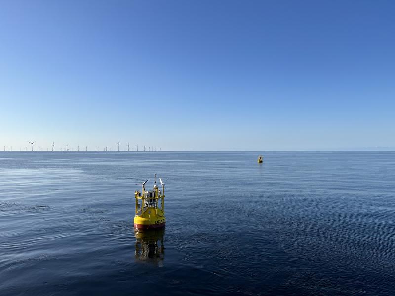 Lidar buoy on FINO 3 measuring mast for verification purposes 