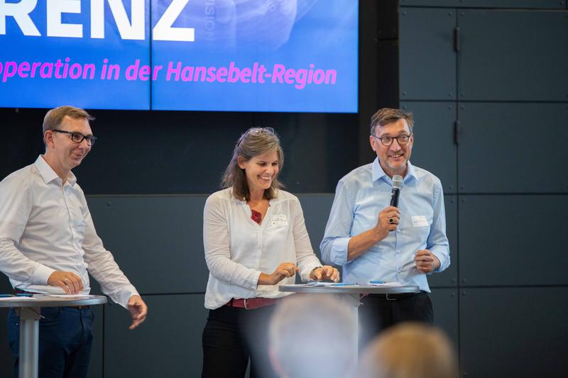 Nils Stoll, Muriel Helbig und Frank Schwartze: "Lassen Sie uns gemeinsam an Wissenstransfer arbeiten". 
