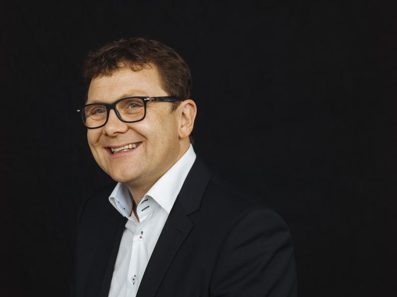 Prof. Dr. Timo Meynhardt, Inhaber des Lehrstuhls für Wirtschaftspsychologie und Führung an der HHL (Fotograf: Michael Bader, Rechte: HHL)