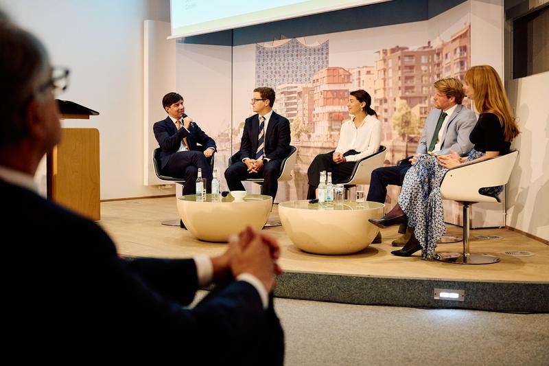 Panel zur Nachhaltigkeitsmanagement in Logistik in Theorie und Praxis - auch an Hochschulen