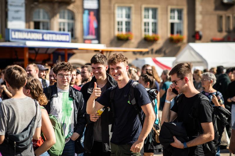 Empfang der Studierenden auf dem Eberswalder Marktplatz