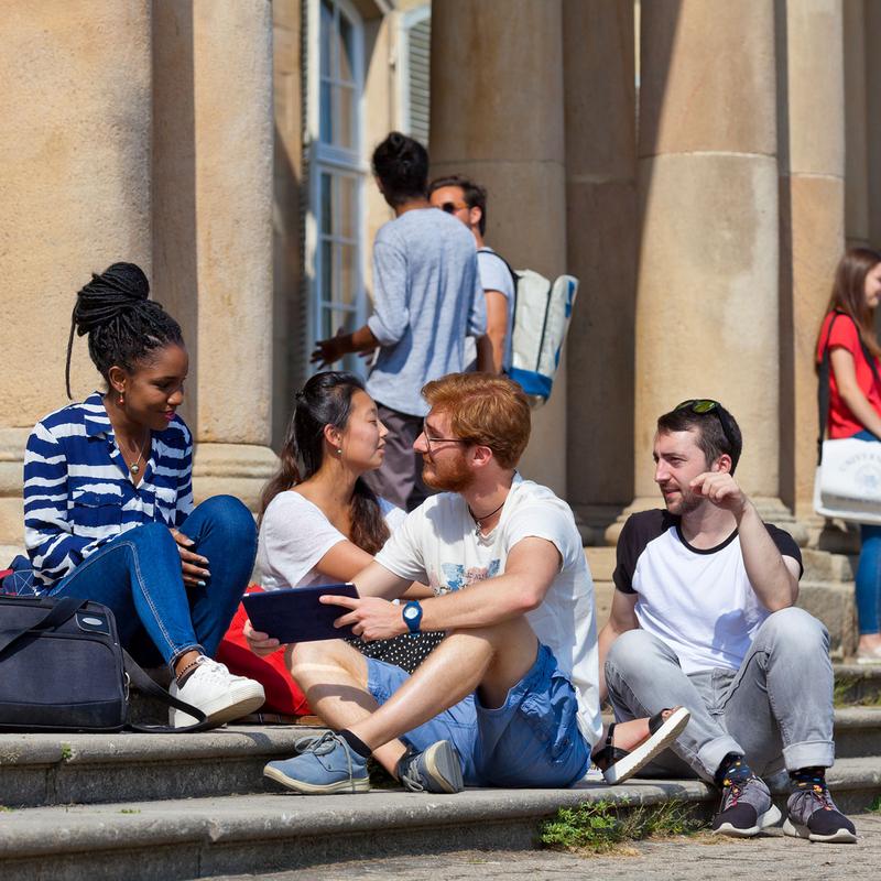Die Universität Hohenheim wurde vom F.A.Z.-Institut zum „Vorbild in Vielfalt und Diversity 2023“ gekürt.
