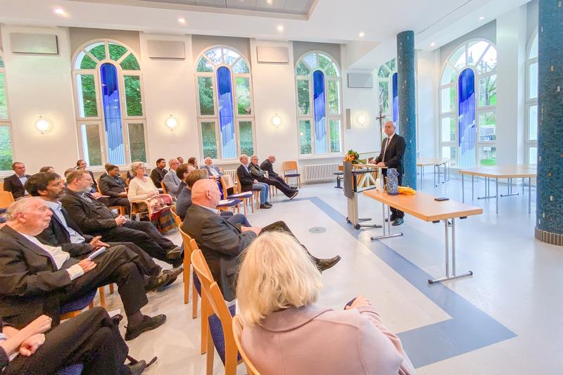 Pater Helmut Scharler SAC bei seiner Ansprache anlässlich der Ernennung zum Präsidenten der Vinzenz Pallotti University