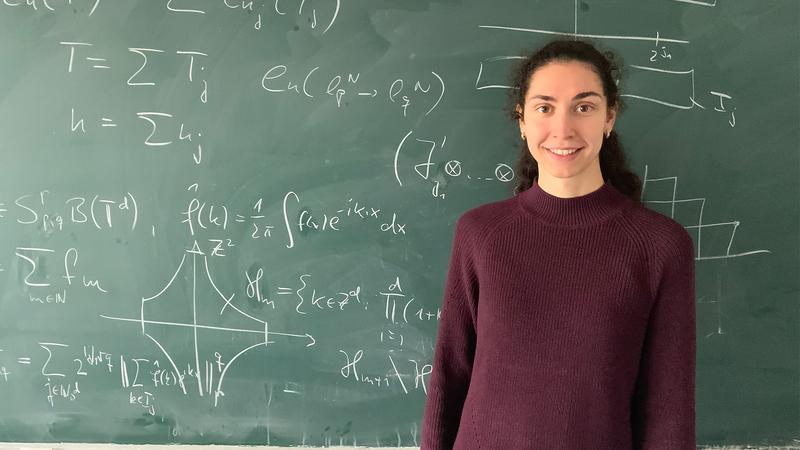 Dr. Kateryna Pozharska wurde mit dem "Joseph F. Traub Young Researcher Award" ausgezeichnet. 