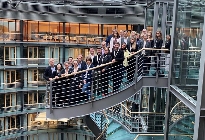 Am 27. Oktober fand die Abschlussveranstaltung des Innovationsfondsprojekts ACHT statt, an der Vertreterinnen und Vertreter aus Politik, Wissenschaft, Selbsthilfe und Praxis teilgenommen haben. 