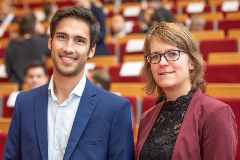 Dr. rer. nat. Dr. med. Simon Krooss und Dr. med. Lena Stockhoff (von links). 