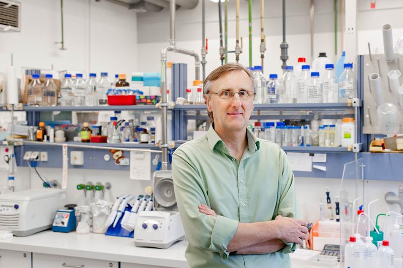 Prof. Dr. Johannes Buchner, TU München, Preisträger der Otto Warburg Medaille 2024