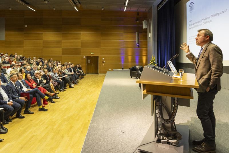 Prof. Dr. Andrii Portnov bei der feierlichen Eröffnung des Viadrina Center of Polish and Ukrainian Studies